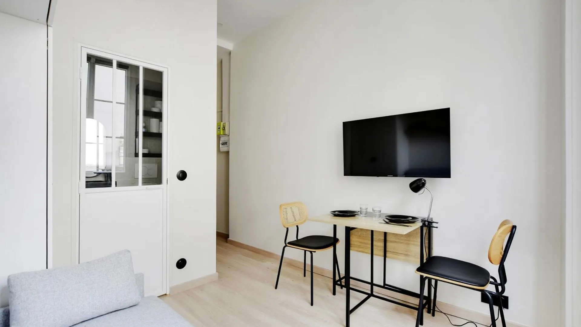 Bucci - Saint Germain Charming Apartment contacts